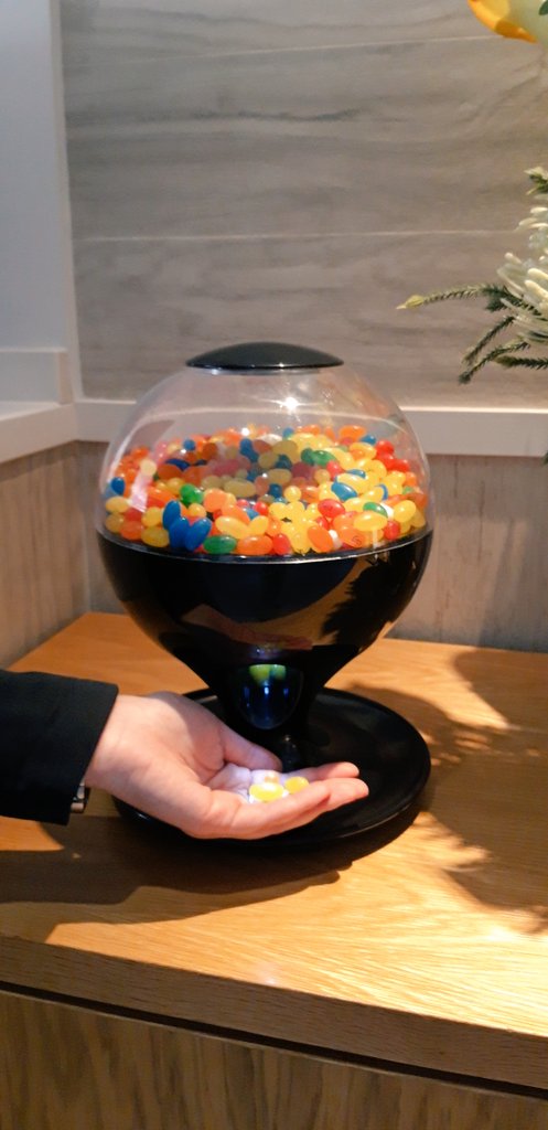 SunFlowerzworld's tweet photo. Another step in the #DiamondGoGreen initiative! We're eliminating single-use plastics little by little! If you're at Los Amigos don't forget to check out the new jelly bean dispenser. 💥 #DiamondResorts #LifeAtDiamond https://t.co/4QliafxjJn