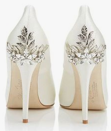 Take the next step in wedding planning and come take a tour at Hyatt Regency Santa Clara today! We’d love to host your BIG day!
#weddingwednesday #tietheknot #bride #bridetobe #wedding #love #engaged #bayareaweddings #florals #flowers #weddingbouquet #weddingcake #bayareabride