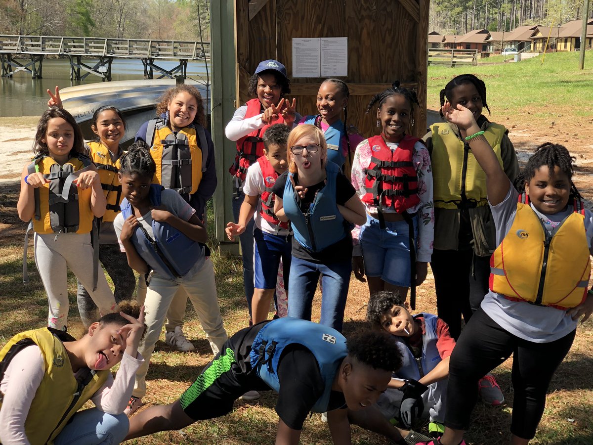 It’s only been a few hours and we’ve hiked to the Rock Eagle and now we’re hitting the water! @sims_ivyleague scholars are having a blast! #SimsTakesRockEagle
