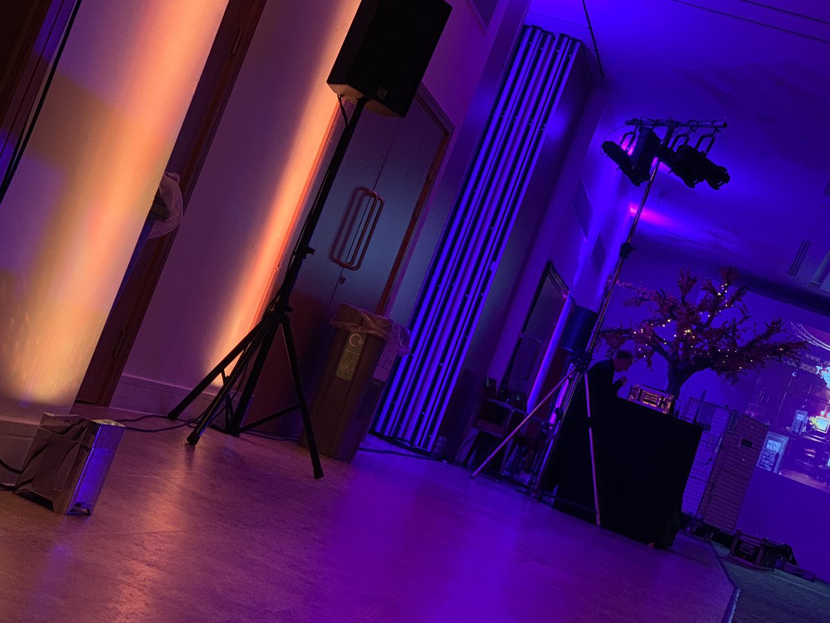 blackbox_events's tweet photo. Our new battery powered wireless controlled uplighters providing the perfect ambiance at @JB_Comms event #lighting #events #blackboxevents https://t.co/fnLhrrH4ye