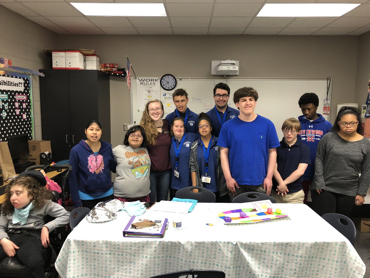 Emily Minkow tweet media