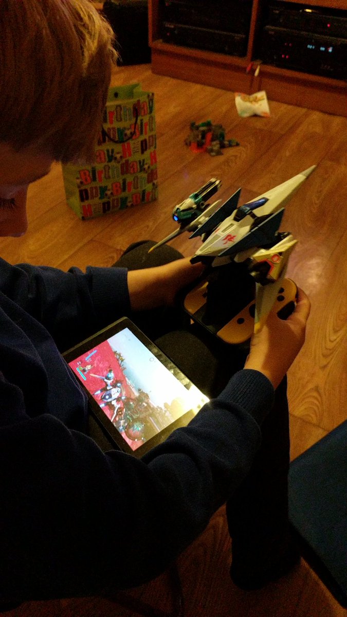 daveydoodlebum's tweet photo. @denise_alan thank you for my birthday money, I got an add on for my new switch game with it. https://t.co/DdDmUCqxgw