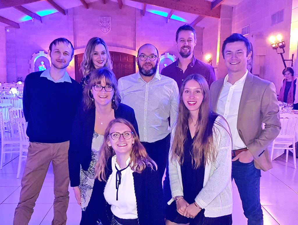 Myologie_MMG's tweet photo. #Myology2019 gala dinner at #maisonLafitte what a group! https://t.co/LSfRvhq9Of