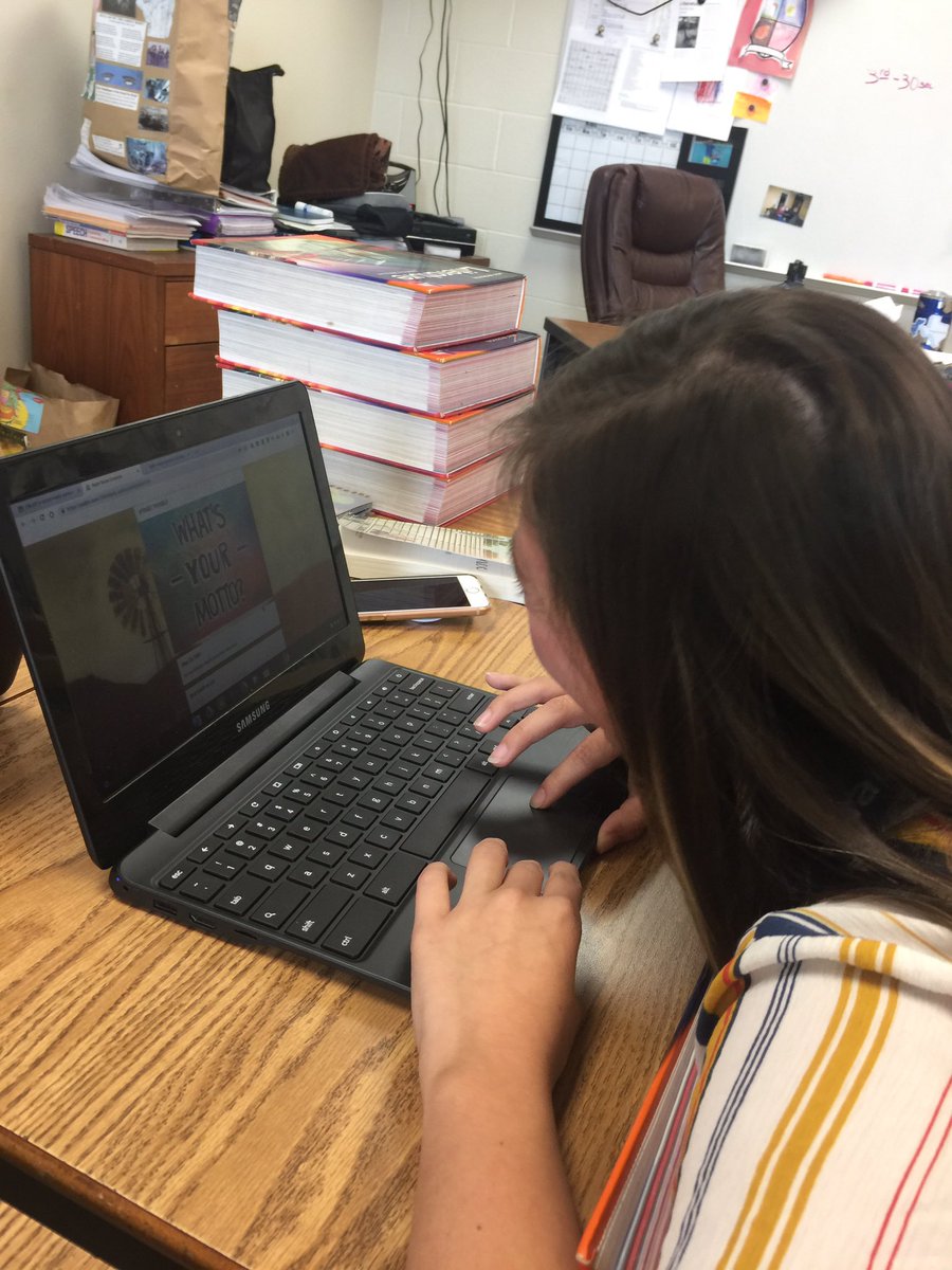 HCEVerstuyft's tweet image. Creating a social media account for Emerson on padlet @padlet #readwritecreate #iteachbluegrit