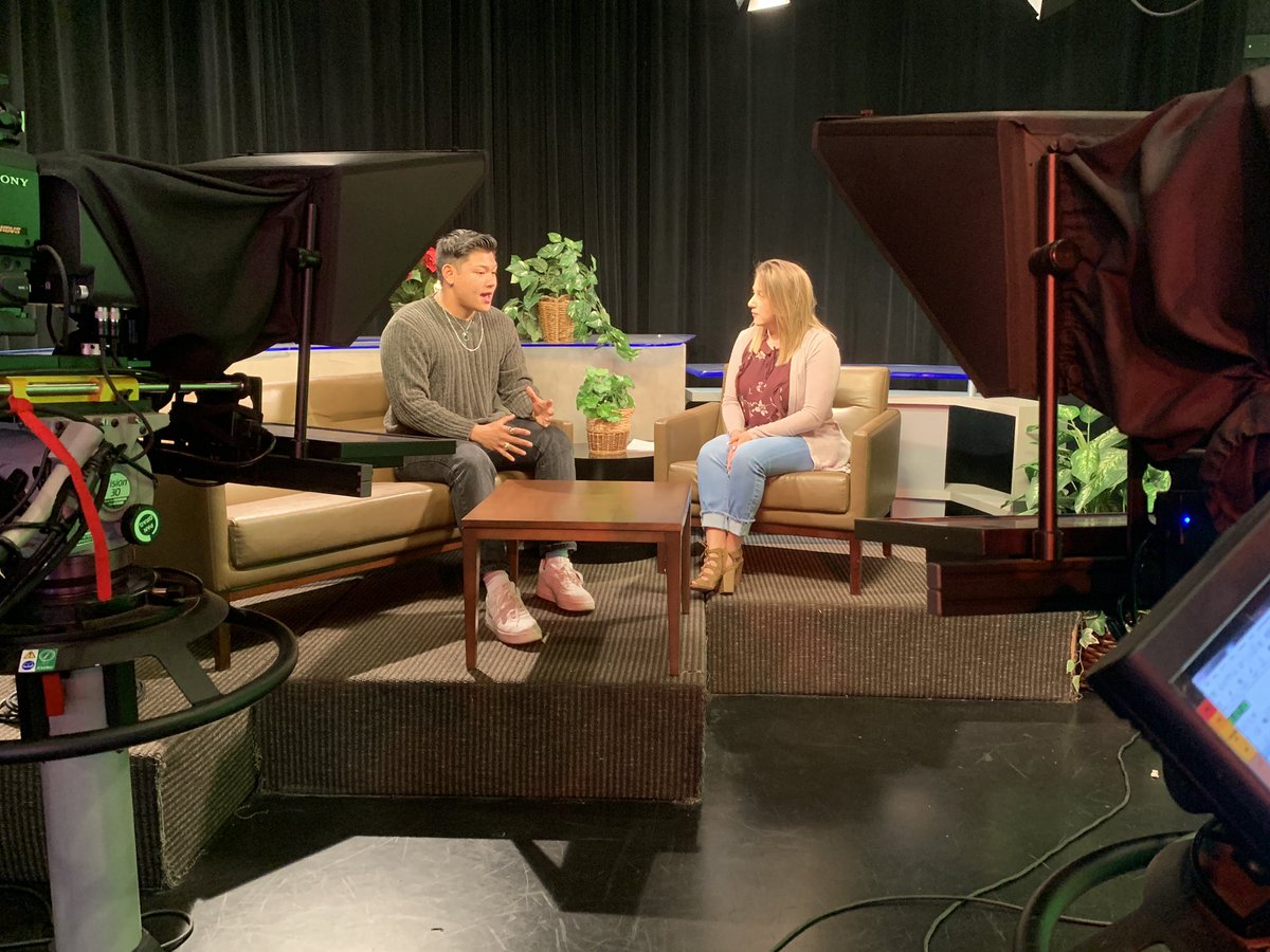 UNLVStudioG's tweet photo. A big thank you to @sanglay_dylan for coming in &amp; talking with us about owning his own business at just 19 years old! To learn more about Dylan and how his business Dsigner helps the homeless, follow him on Twitter and Instagram!! @sanglay_dylan ON TWITTER @dsanglay ON INSTAGRAM! https://t.co/kio49eOBzh