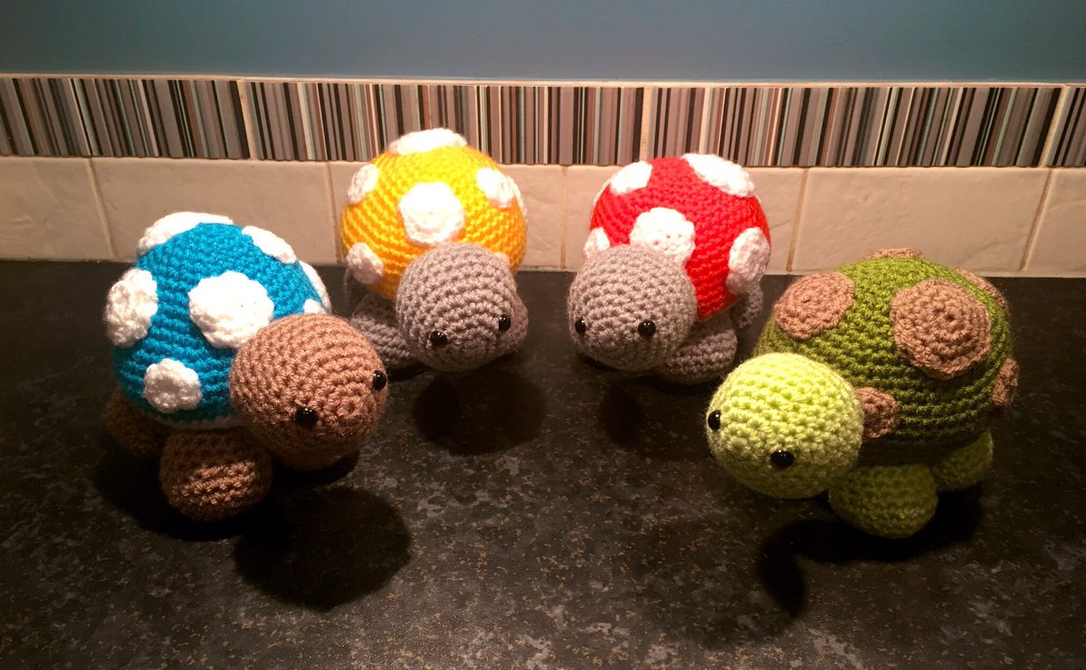 craftycactusnat's tweet photo. Love my hobby, learning to create some amazing crochet animals alongside my cacti! 🐘🐥🐙🐰Starting to update my Etsy account so more of my products will soon be available to order! https://t.co/wSncdJL3H9 #etsy #handmadehour #crochet #craftbizparty #elephant #easter #bunny https://t.co/DmKB0Sfff1