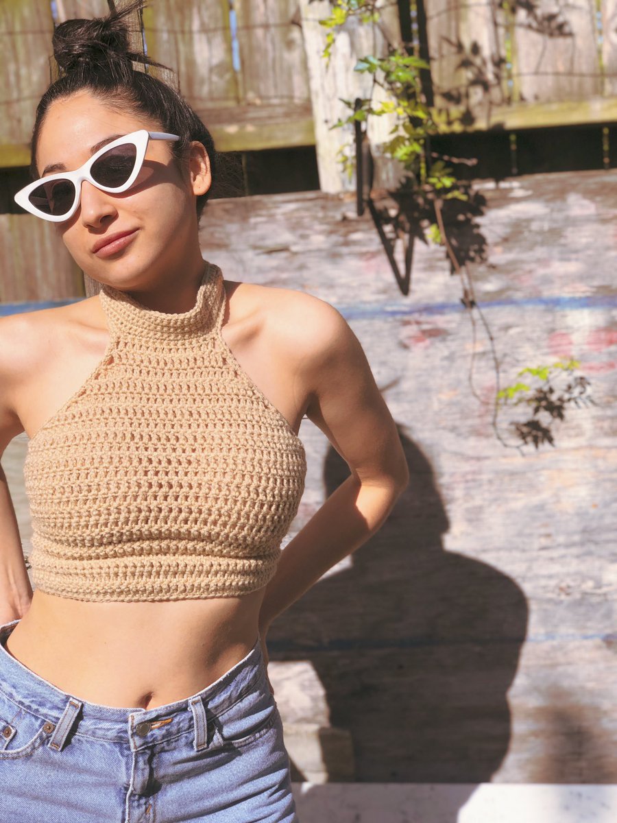 _therosegarden's tweet photo. Crochet crop top, DM for custom piece 🧶 #crochetshirt #handmadecrochet #crochetfashion #veganfashion https://t.co/kgkXo1CXrF