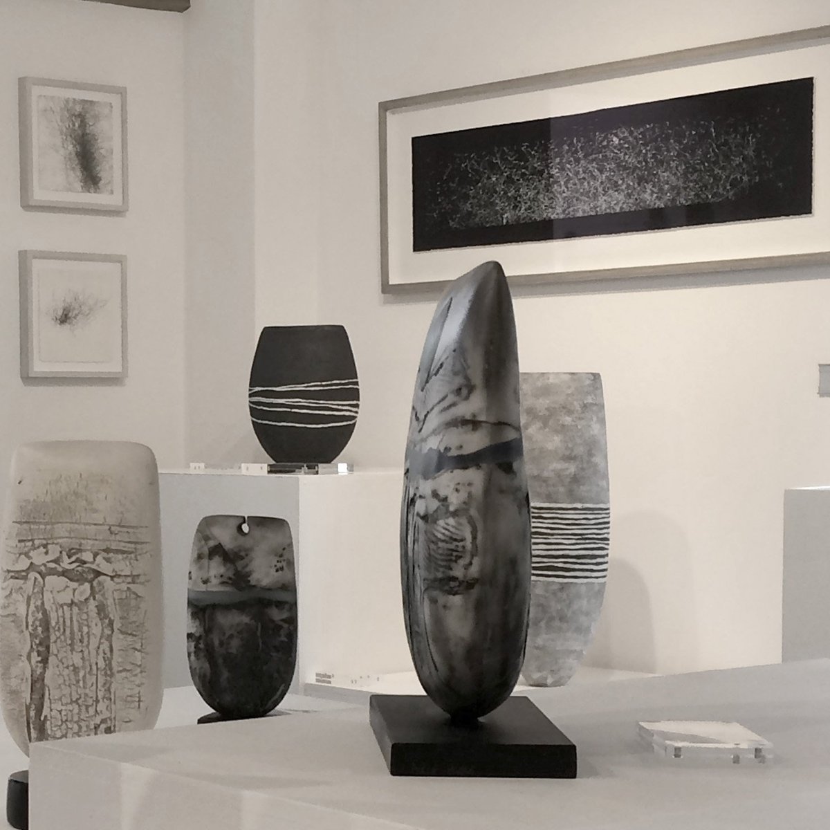 bowerfineartuk's tweet photo. Pleased to say that one of our artist's @julieleachart is currently showing work at the superb independent gallery @Bevereart on the edge of #Worcester with #sculptures by @PHayesceramics If you're in the area do drop in - it's an excellent show - on until 1st April - WR3 7RQ https://t.co/SbxPcY0noz