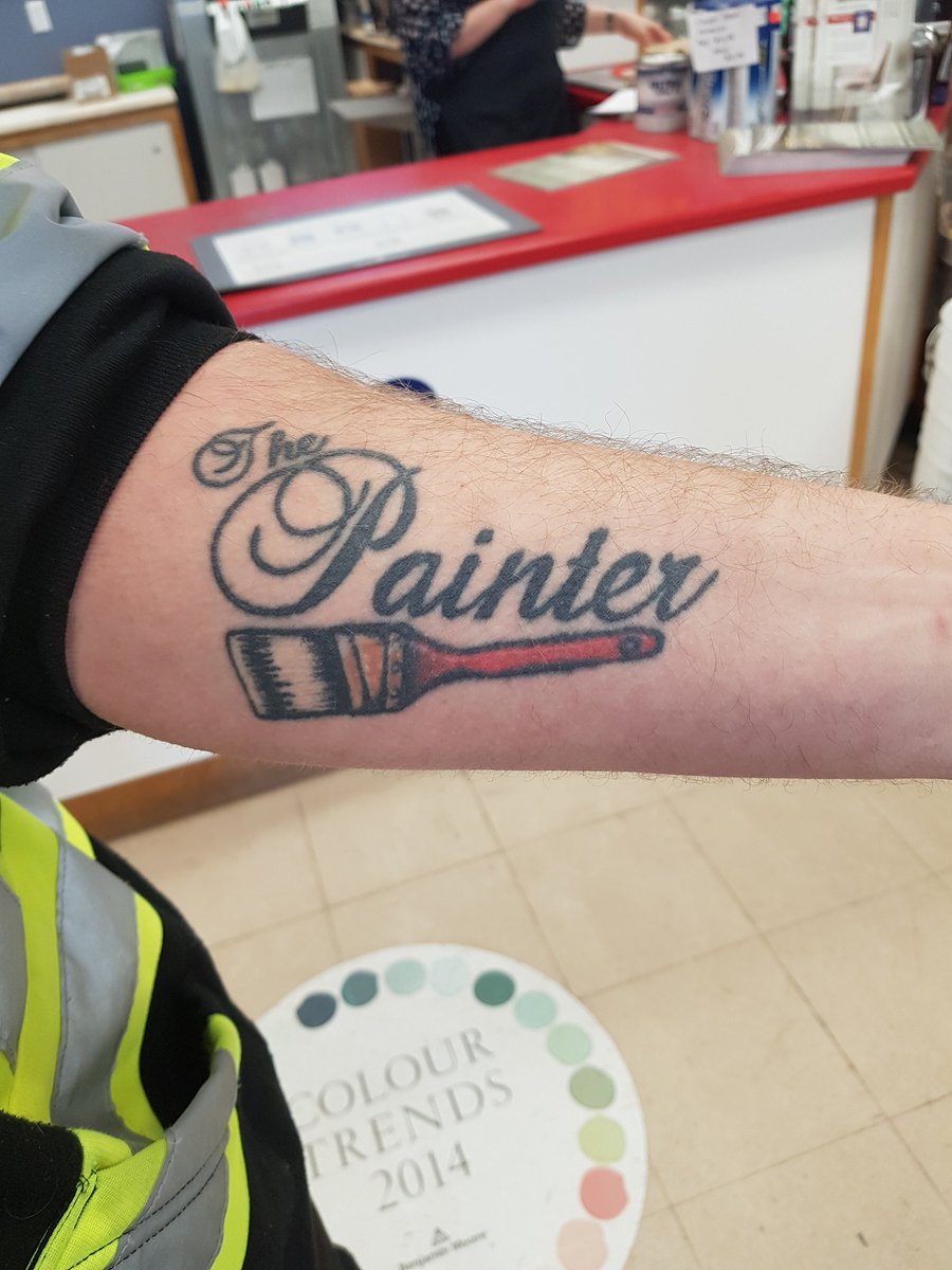 BMcoloursofNL's tweet image. We have some very committed painters in Marystown!