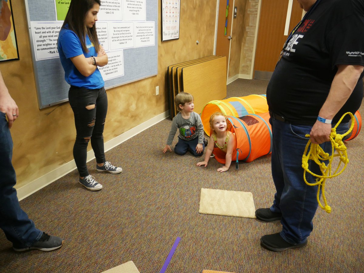 aacdl's tweet photo. From donut-on-a-string in T&amp;T, to an obstacle course in Cubbies, all our Awana kiddos had a great time this Tuesday! It was move-up night, so the oldest of each group moved up to experience what the next step in their Awana journey will look like! #AACDiscoveryland https://t.co/KjsEEbPLR8