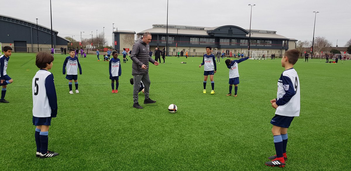 What an amazing morning at LFC Academy for the year 6 boys football. The boys played exceptionally well considering the quality of teams &amp; I couldn't be prouder 😁 we even managed to help the amazing <a href="/rudstonprimary/">Rudston Primary</a> <a href="/RudstonHealth/">Rudston Primary School- Sport, Health & Wellbeing</a> go on to become the champions <a href="/SmithdownPr/">Smithdown Primary</a>