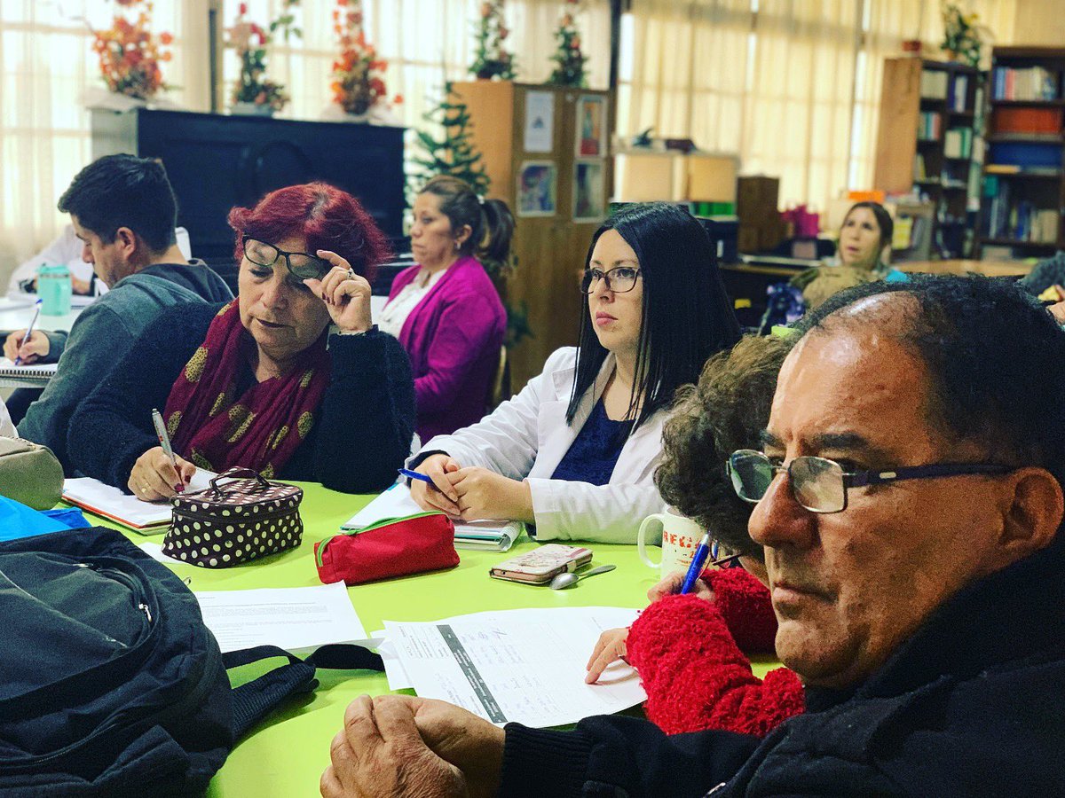 PACEUBB's tweet photo. En cada liceo de nuestra red se desarrolla el primer taller docente del año #PACEUBB 👬👭👫 En esta oportunidad estamos en el #LiceoYobilo 🚢 🌊
#ProgramaPACE #Coronel #UBB https://t.co/ENkkpokmKZ