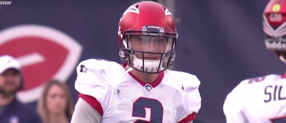 DailyCaller's tweet image. Johnny Manziel’s AAF Debut With The Memphis Express Draws Over 250,000 Viewers trib.al/1N3OchE
