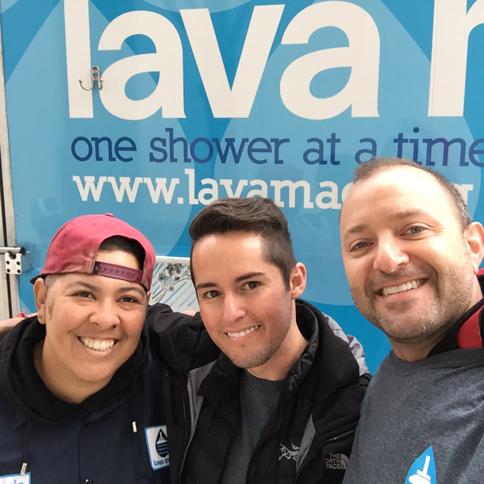 MarcStiglitz's tweet photo. It was super-fun and inspiring to bring #RadicalHospitality to the streets of SF with #LavaMae and experience how much our unhoused neighbors appreciate being able to take good care of themselves and how it inspires them to think bigger and better about themselves and others. https://t.co/8LSCvg9Smi