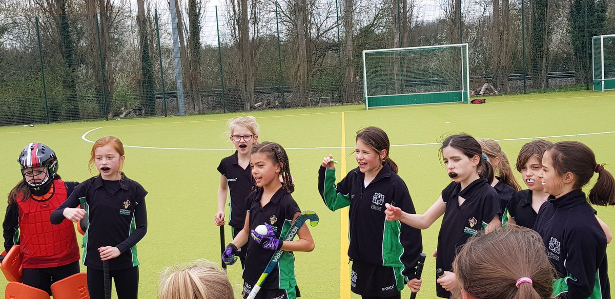PhysEdSCPS's tweet photo. Well done to the SCPS U10 Hockey Team....a very busy morning of hockey, playing 7 games achieving some great wins and a draw. #SCPSSport https://t.co/SQZLQekpiB