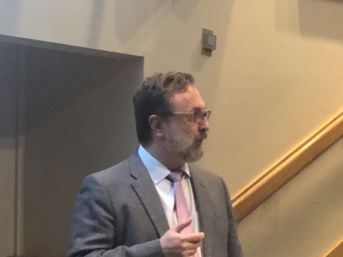 KaminskiMed's tweet photo. Iwashyna: Financial toxicity is rampant & unacceptable in US healthcare - we need to protect our patients after we save their lives. #YaleGreatTalks #StateChest https://t.co/hZjOiAYB4y