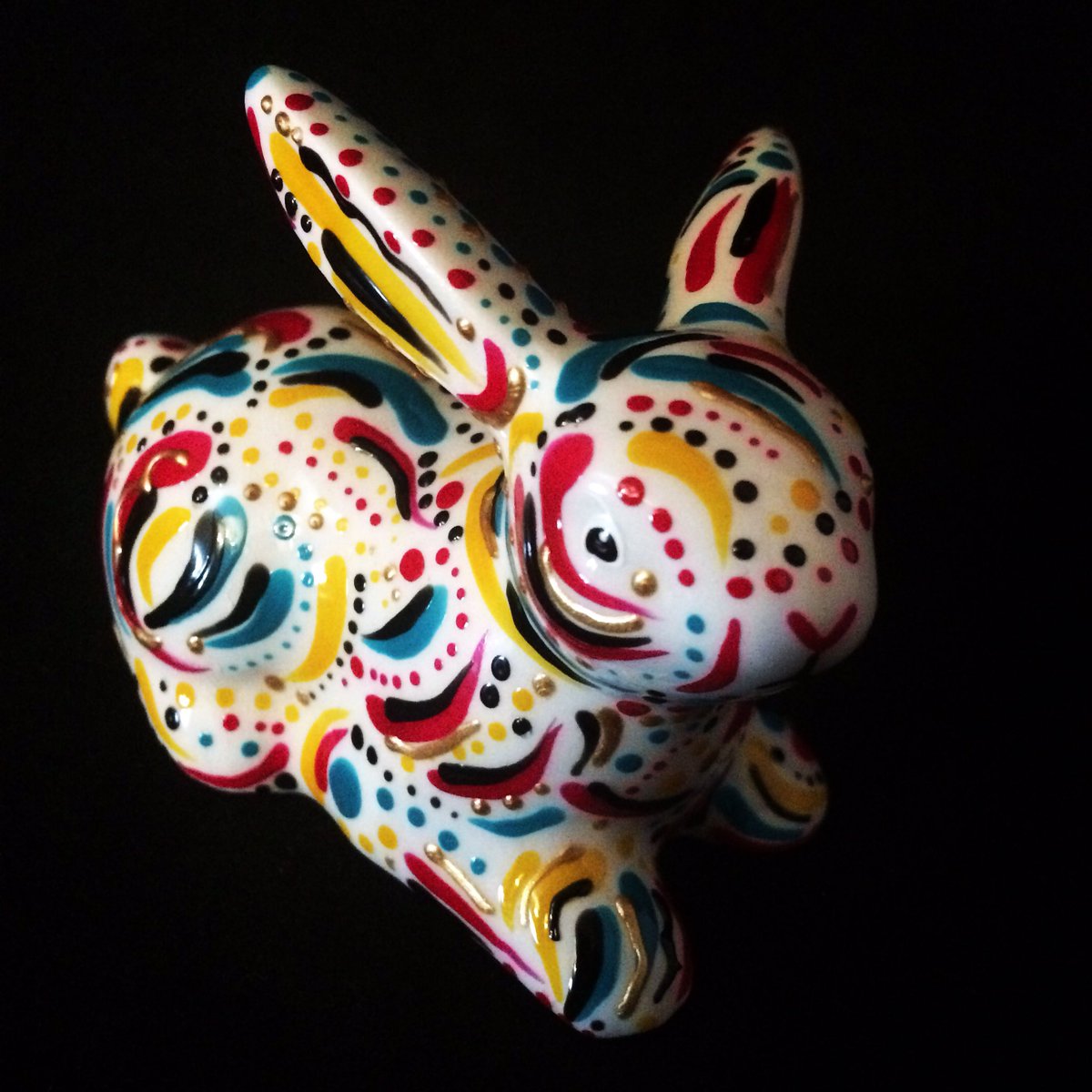 Hazceramics's tweet photo. Who wouldn’t want this cute little bunny for Easter? Available on Etsy £9.49 with free uk shipping https://t.co/vYiXYLuGuD #handmadehour #eastergifts #stokepottery #madeinukhour https://t.co/UVlemopOJ1