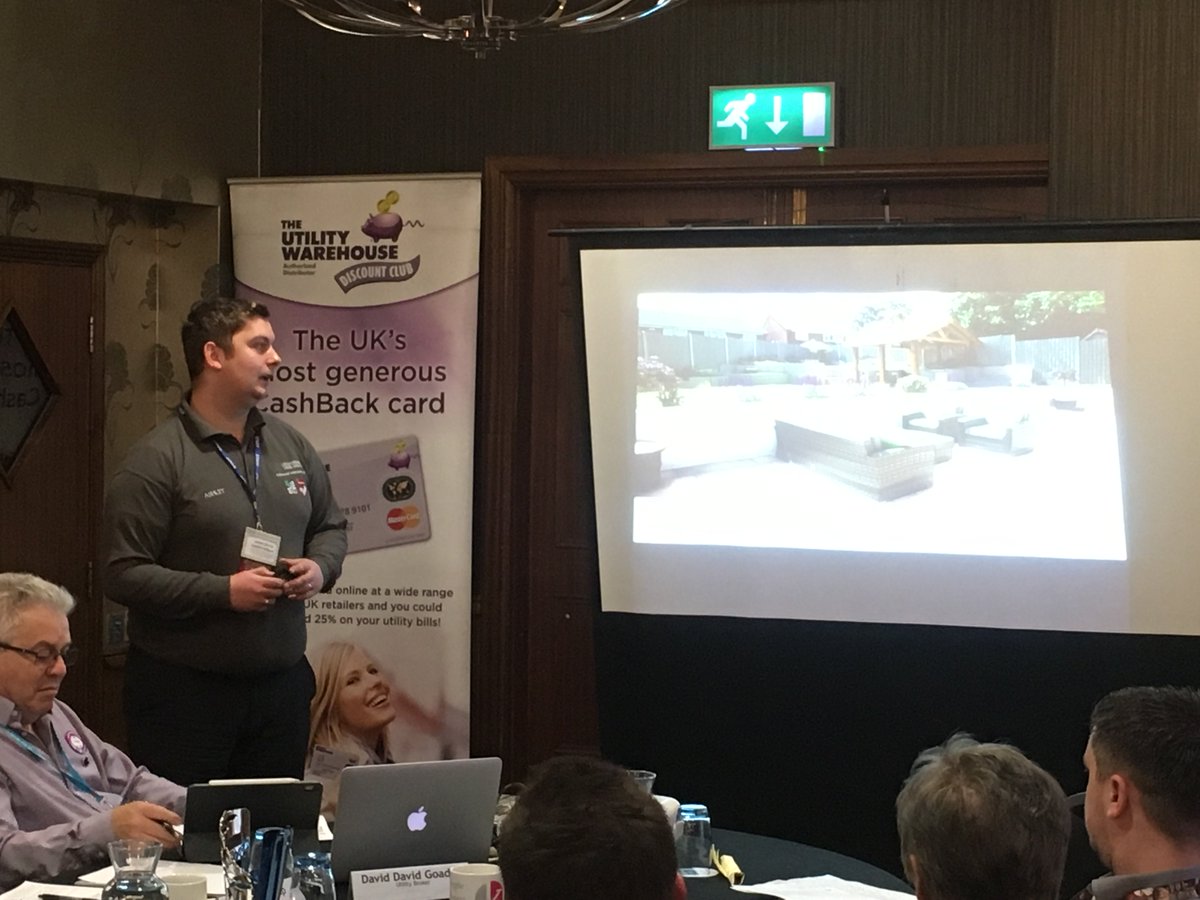 BNI_Hydra's tweet photo. Good evening and thank you for reading. This week's 10 minute presentation  was conducted by Ashley from Leicestershire Garden Design Co. If you're looking for a bespoke garden design &amp; installation than give them a call on 0116 214 7058 https://t.co/pDhYvbzCZC