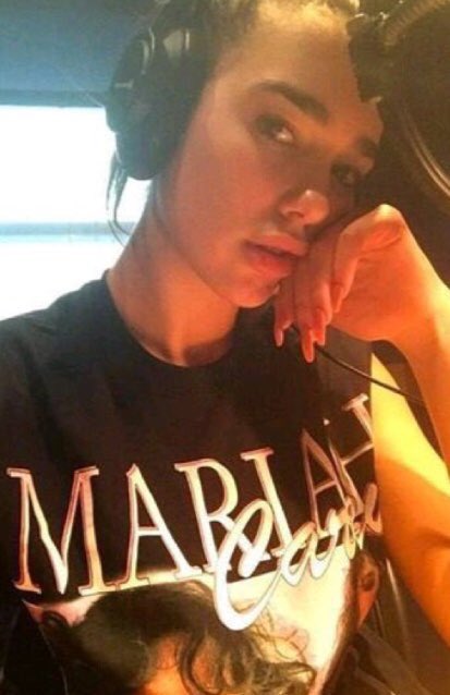 KAILlPA's tweet photo. wearing a bocashotline t-shirt in honor of that amazing woman’s birthday. one of the best artists from any given generation. #BirthdayButterfly🦋 https://t.co/cowVI5niBn