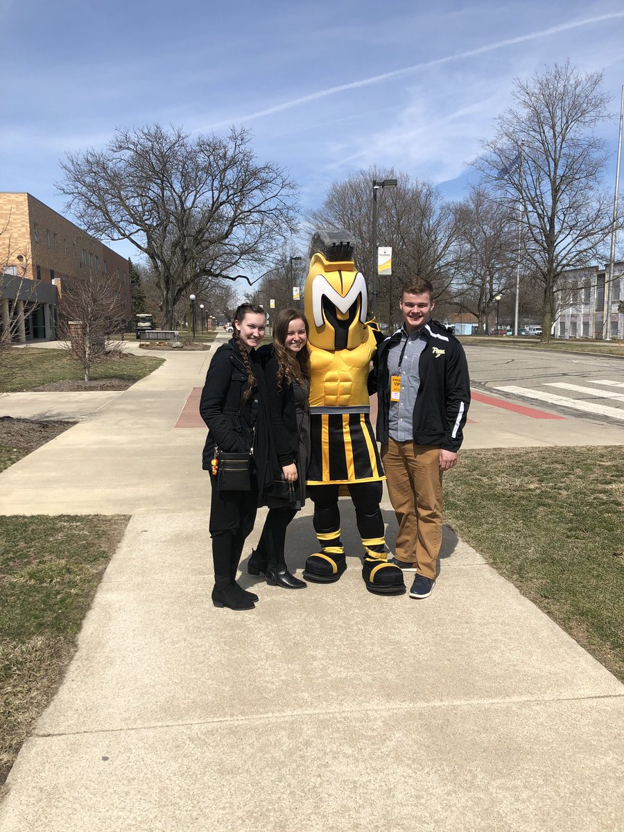 propmgmt77's tweet photo. #MUAdmittedStudentDay https://t.co/XIafLKHa8u