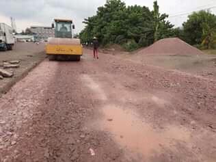 ilungajordan1's tweet photo. Évolution des travaux du programme de 100 jours du chef de l'État  @fatshi13 @VitalKamerhe1 @Presidence_RDC .
Réhabilitation de la voirie de la 13 ème rue/ résidentiel entrée fikin  en passant devant la paroisse Saint-Dominique  @Sergemadika @SergeMike1 @Ljudps @uncrdc https://t.co/ahgx0qsTL0