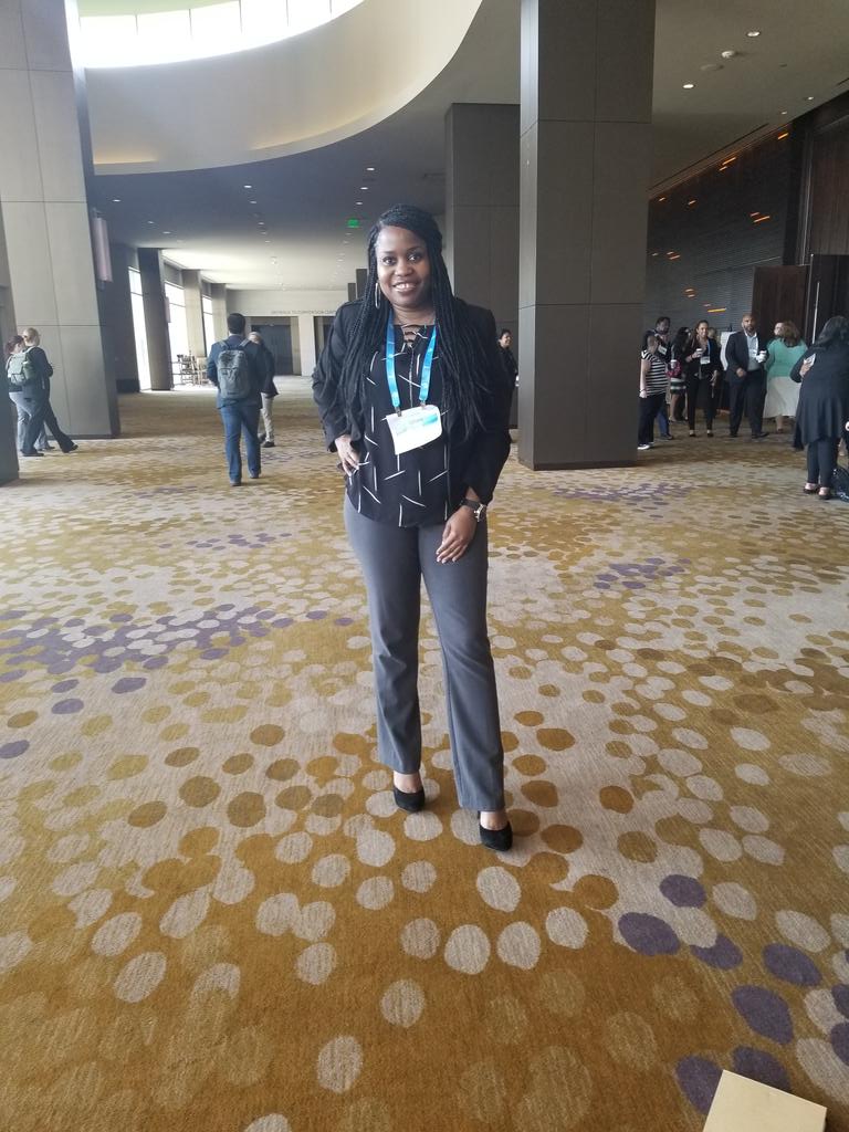 Tulsa ERG Leaders Networking at Leadership conference. @AshleyOKOxyGEN <a href="/thumbalinaus/">Georgette</a> <a href="/mrbueno11/">Michael Bueno</a> #TulsaNETwork #OKoxyGEN #OkAbility #OKICAE