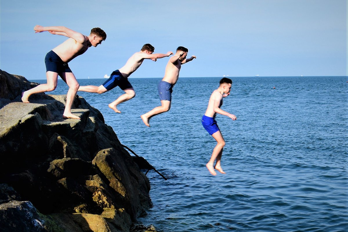 Andrew_G_Ball's tweet photo. Group effort...photo by andrew gerard ball... https://t.co/U1WEj3TNNJ