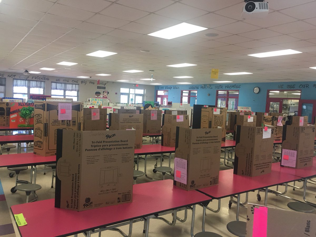 mapeducate's tweet photo. #MathFair @TaylorvillePri1 #math @AMSTI_UA_UWA @tcss_schools @acassity1 @Dscott725 @drhollymorgan @UofARIC https://t.co/dbZ8PJfyhx