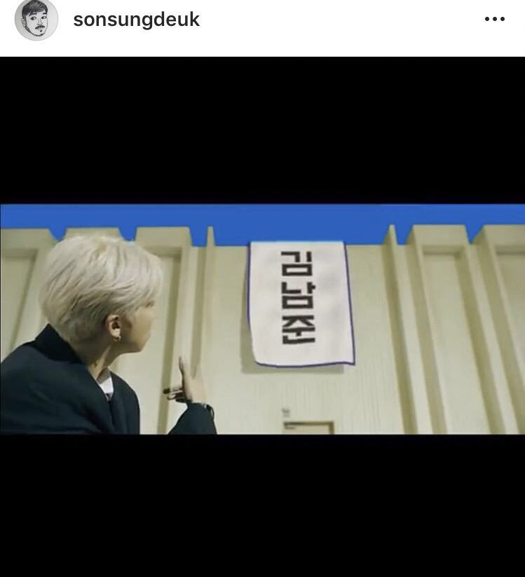 Seoul_ItalyBTS's tweet photo. #TradITA [#Insta]
@BTS_twt @sonsungdeuk 
#MAP_OF_THE_SOUL_PERSONA

BTS (BTS) MAP OF THE SOUL : PERSONA
‘Persona’ Comeback Trailer
.
#BTS
#BTS
#PERSONA
#Ovviamente (come ci si poteva aspettare n.d.t.)
#Illeader
#👍🏻

__TradENG © peachBOY_0613 https://t.co/KixcN8PcND