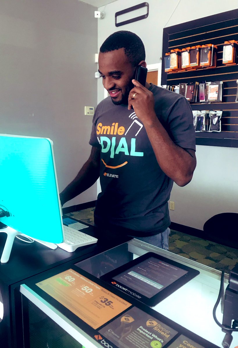 MooreXrp's tweet photo. Doing some πand βοΈ at 7438 N. 30th #Exclusivewireless @DeVriesPaul @WilliamFHolman https://t.co/rqFiS691qO