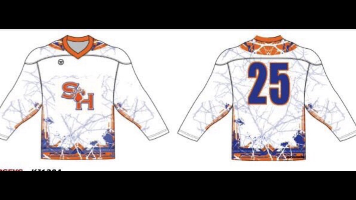 Our second matchup today features two DIII teams, Sam Houston State vs Akron <a href="/HockeyShsu/">SHSU Inline Hockey</a> <a href="/AK_Roller/">Akron Roller Hockey</a> Who will advance to the round of 32 in the Uniform Bracket Challenge? #collegerollerhockey #roadtorochester