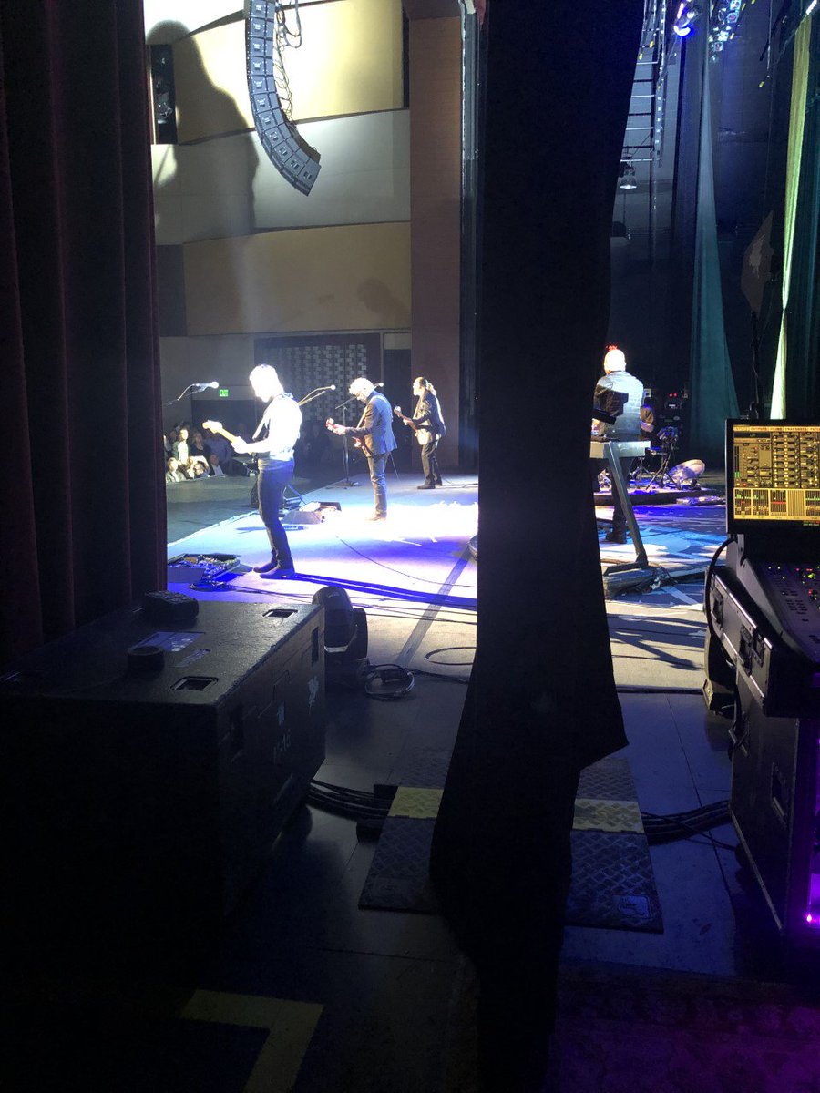 SMBofficial's tweet photo. This concludes the Spring Tour! See you in the summer with @MartyStuartHQ And His Fabulous Superlatives! #SMBtour
Tickets: https://t.co/ZqVdULdk0i https://t.co/LBwp0xTOoV