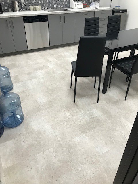 harbingerfloors's tweet photo. Durability, sustainability and visually gorgeous looking floors. Shoutout to @actionflooringmb for the great 👍🏽 install, huge thank you 😊 and so much gratitude to @bj_wilde15 our Manitoba sales rep for providing us with these fabulous images. https://t.co/DZGtDS7qf0
