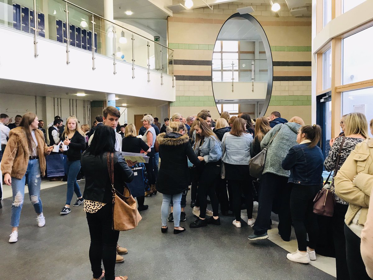 PATCarletonHigh's tweet photo. It was brilliant to see so many students and parents at our Revision festival tonight #letsgetrevising @PATCarletonHigh https://t.co/R7ZqSRSyRO