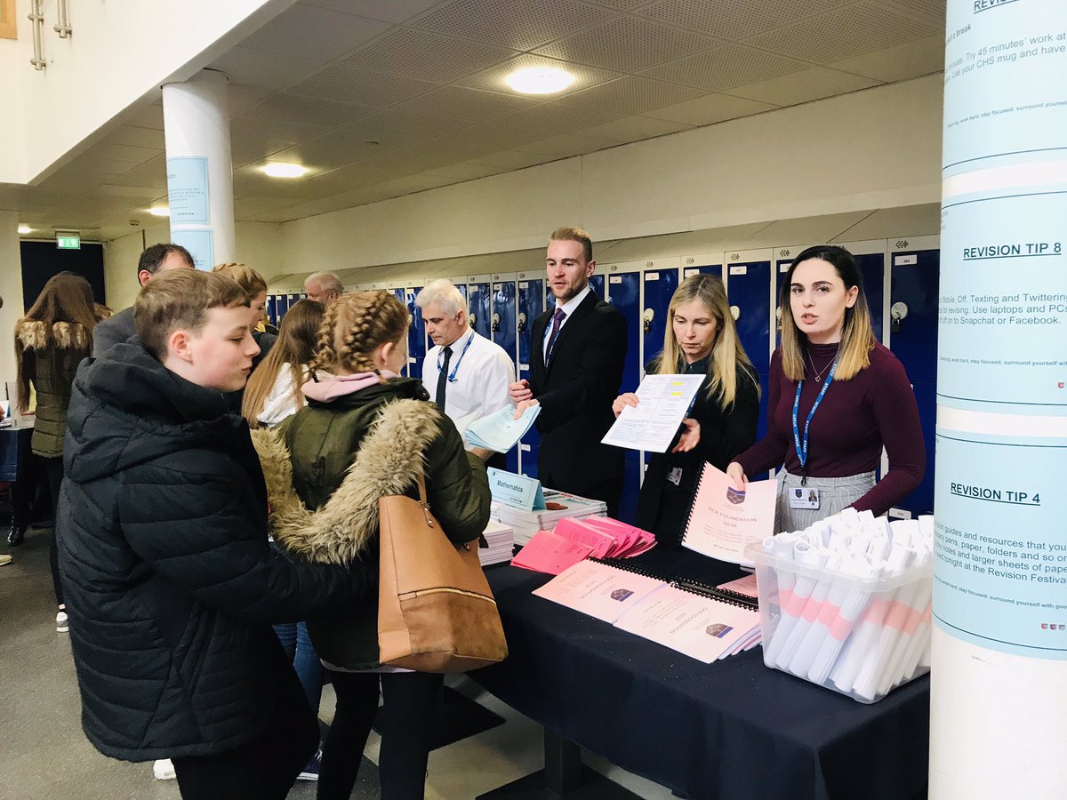PATCarletonHigh's tweet photo. It was brilliant to see so many students and parents at our Revision festival tonight #letsgetrevising @PATCarletonHigh https://t.co/R7ZqSRSyRO