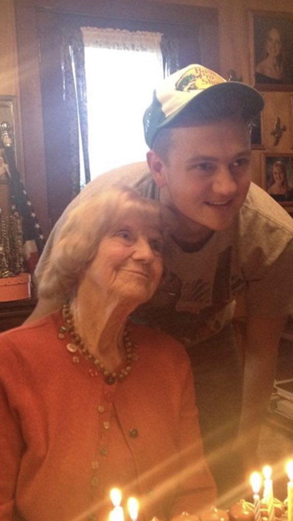 MissinKobe's tweet photo. So thankful to have this woman as my granny. Thank you for all the meals you cooked, the videotapes we made, for helping me learn and get closer to Jesus, I love you granny. Rest in Paradise https://t.co/p657R7AHlg