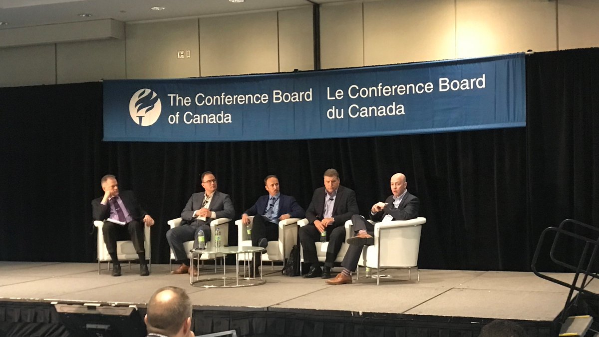 CanadaBev's tweet photo. @CanadaBev President Jim Goetz highlights that innovation is the life-blood of the Canadian Beverage Industry @ConfBoardofCda 2019 Food and Drink Summit #innovatiion #WednesdayWisdom https://t.co/3AvMEUj9lF