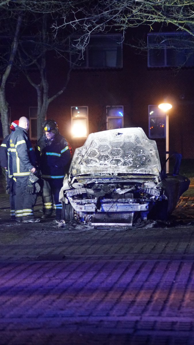 pressefotosdk's tweet photo. Bilbrand i Bjerringbro onsdag aften.
#ildibil #brand #bjerringbro #politidk #nyheder https://t.co/cHMePMWn8G