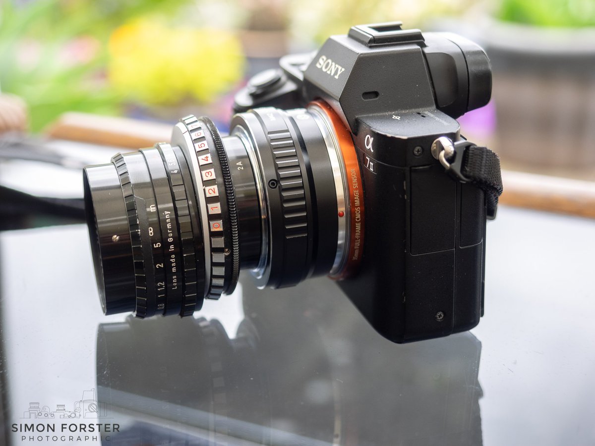 SimonFor's tweet photo. Don't worry, it's meant to do that... #Schneider #classiclensespodcast #PerspectiveControl #oldlens https://t.co/dJsEhjirdJ