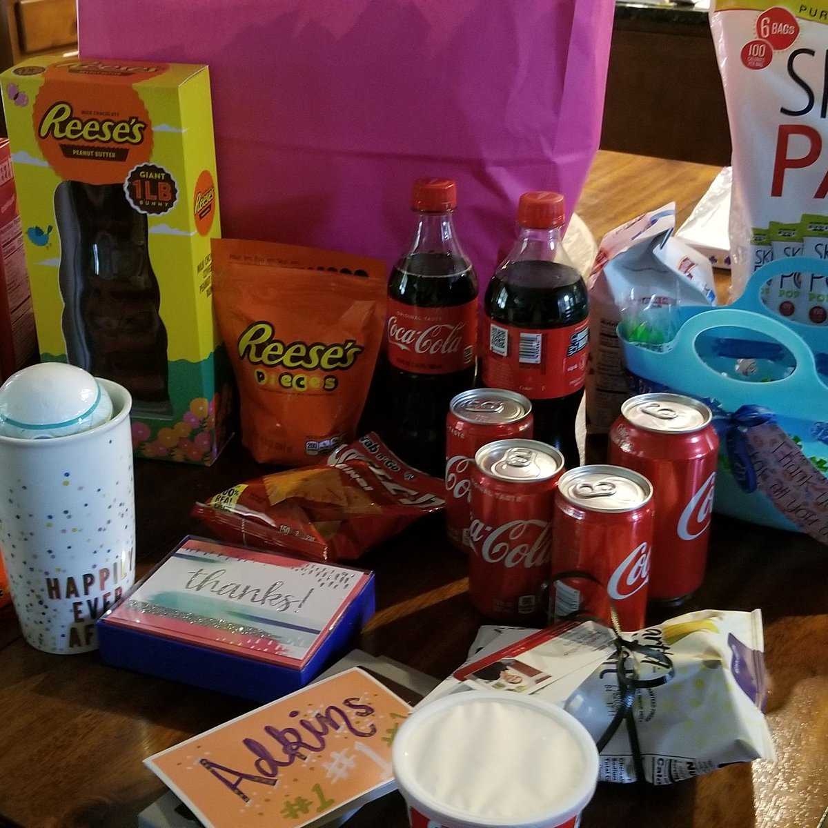 HUGE shout out to <a href="/ChattahoocheeES/">Chattahoochee Elem</a> and the PTO for an AMAZING #TeacherAppreciationWeek 
We have been spoiled rotten this week!!! Thanks to all involved!!!