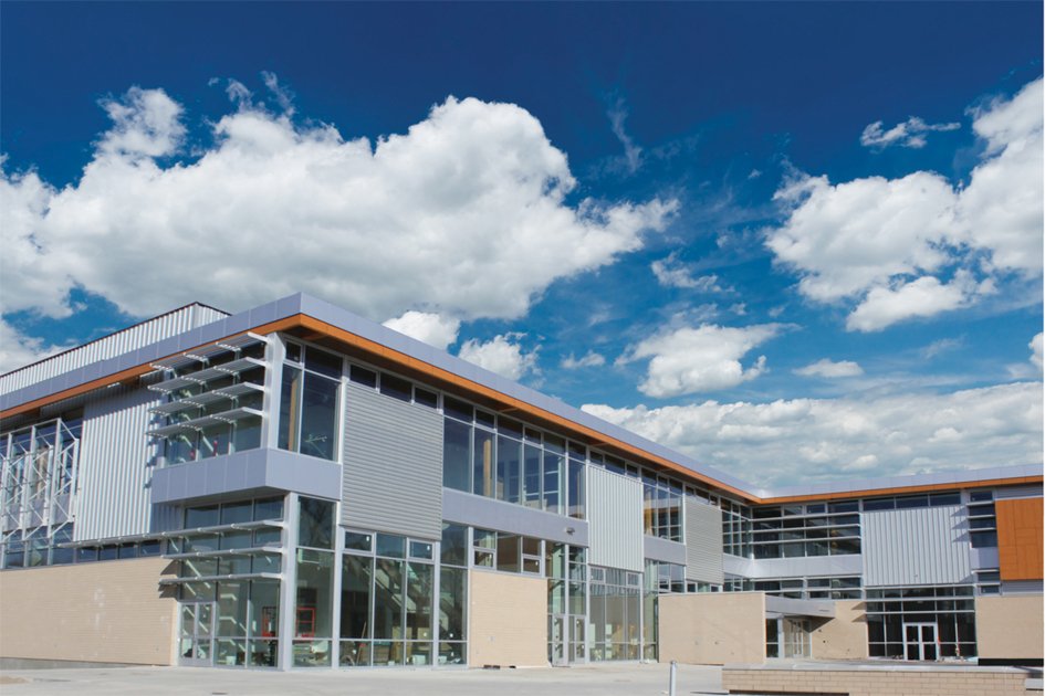 A   great weekend to visit the Casa Arts Centre and see their latest exhibits.

PC:   Casa Arts Centre

#greatplaces   #todayisyourday #weekendishere #casaartscentre ##wherewillyougo #explore   #explorealberta #southwestalberta