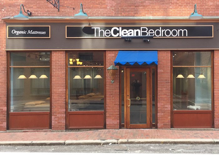 The Clean Bedroom tweet media