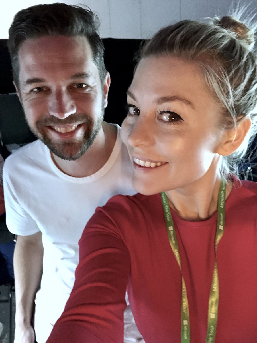 3Sharp's tweet photo. @Azure's @Nilcraban and #3Sharp's @morgan_b_pink snag a quick selfie before heading on stage for the #IgniteTheTour opener in #Dubai! #demoexperts #SharpiesOnTheGround https://t.co/vcNii4FAAS