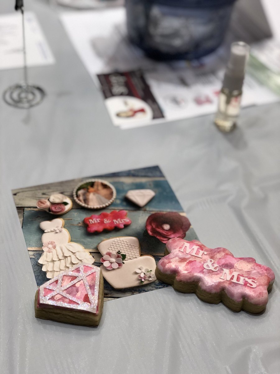 Whisk Sweets tweet media