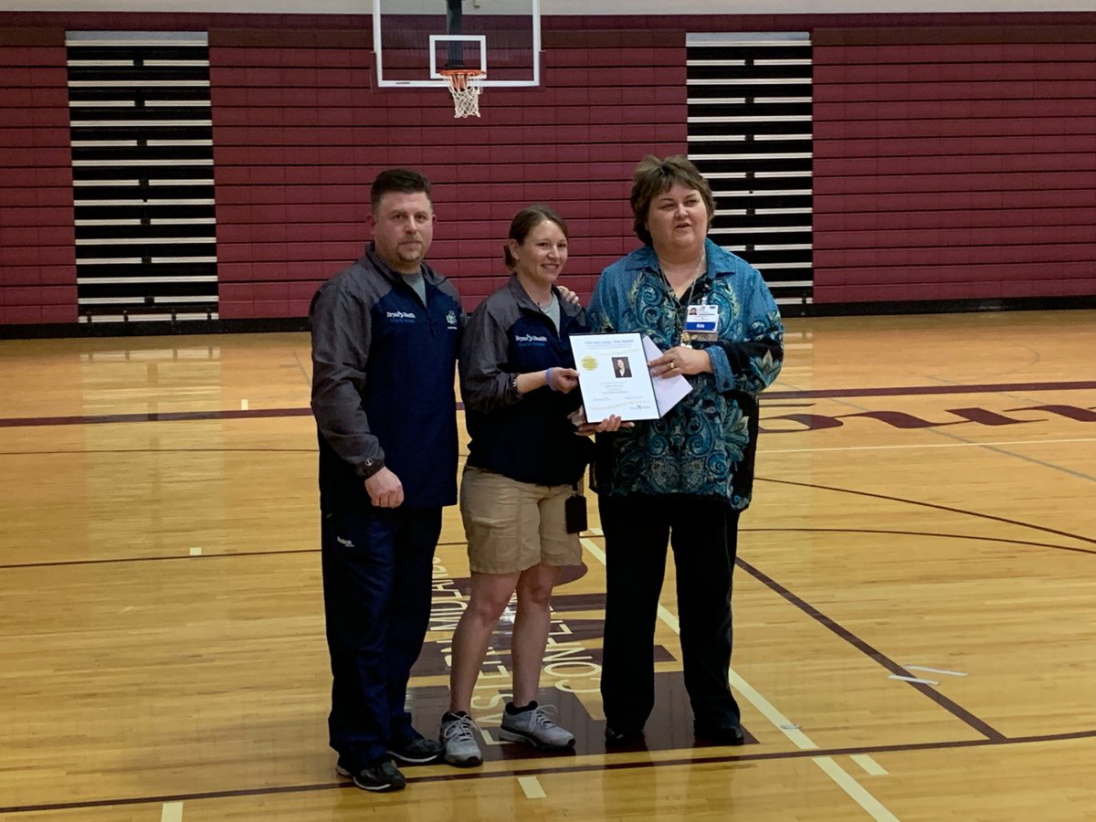 CoachHarms5's tweet photo. Congrats to our athletic trainer Cassie Metzner on receiving the Star Award for Athletic Trainer of month! She is one of the best in the business and we are fortunate to have her at Waverly helping all our student athletes stay healthy and in the game! https://t.co/Sx9znGy3Bd