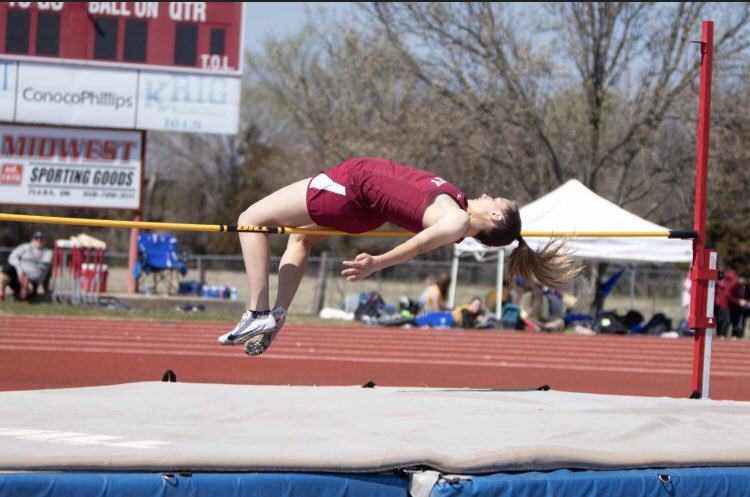 XCdewey's tweet photo. Great day for Dewey track yesterday at our home meet. Gabby H. 2nd 300H. Jayme G. 1st 100H and 3rd 300H. Erika D. 2nd 100H. Colby H. 2nd 400. Girls 2nd in mile relay. Kale C. 3rd in 300H. #DeweyTrack https://t.co/wB3sbY3J1l