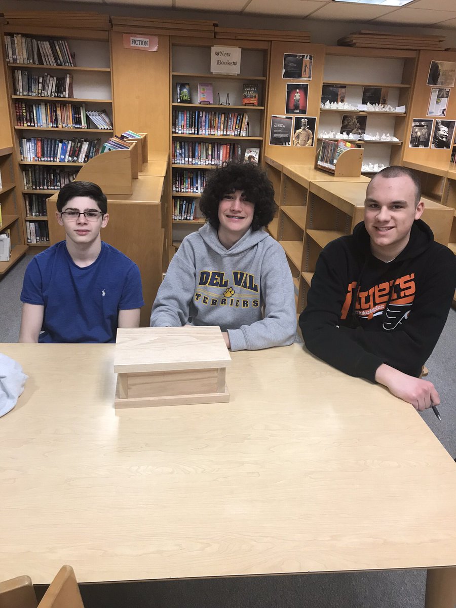 ndbauer10's tweet photo. What a fun way to start your morning! High school students coming to the middle school to present their Lego Box Prototype @SASD_IV @SASD_SAHS https://t.co/nYxV5xJcMR