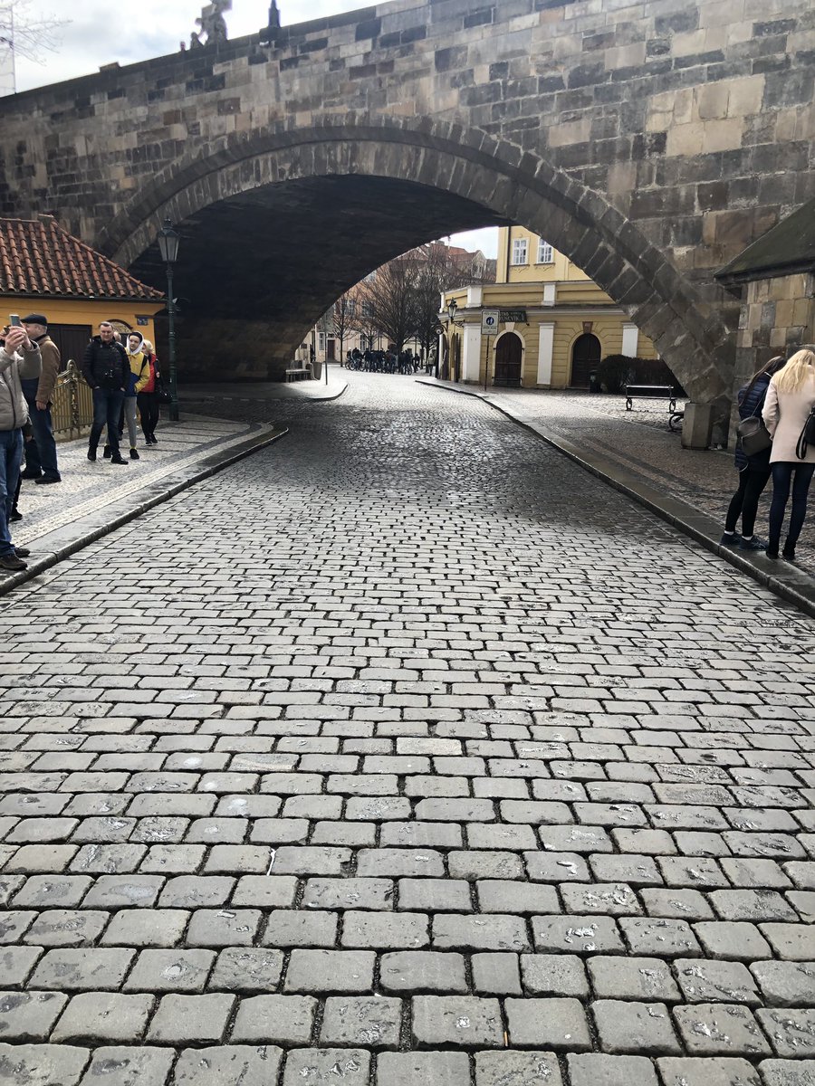 SPstudentTravel's tweet photo. Great day of touring Prague! On to Berlin with a stop in Dresden tomorrow. https://t.co/B8DWa1QsUt
