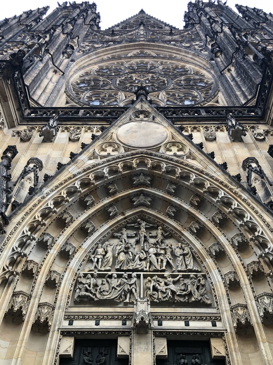 SPstudentTravel's tweet photo. Great day of touring Prague! On to Berlin with a stop in Dresden tomorrow. https://t.co/B8DWa1QsUt