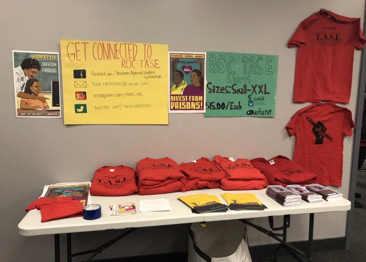 freedomtothrive's tweet photo. Shout out to Teachers Against Student Exploitation organizing to let NYSTRS to Divest from prisons and invest in community! #PrisonDivest #TeachersForStudents #EachOneTeachOne 👩🏽🏫 https://t.co/Virbnzd29j